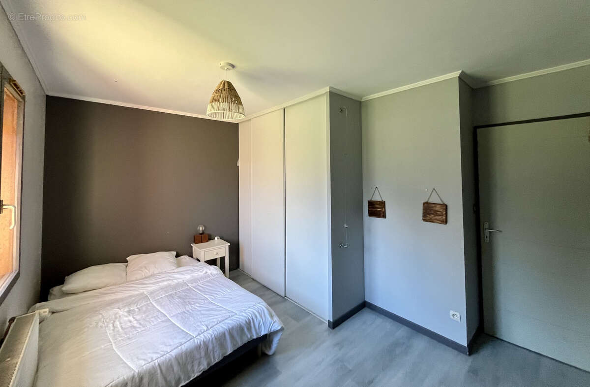 Maison à L'ABERGEMENT-CLEMENCIAT