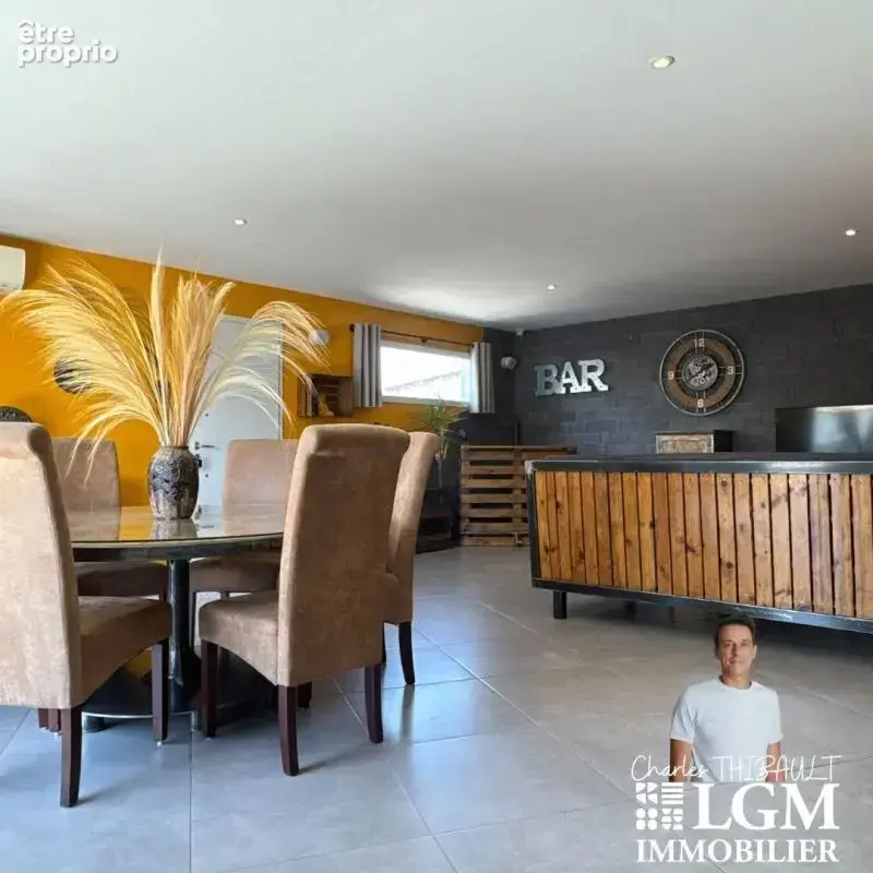 Un air de vacances toute l'année… Découvrez cette superbe villa avec piscine ! - photo 3