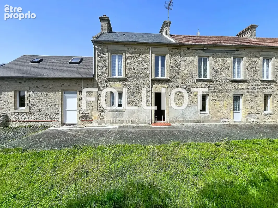 Maison à LONGUES-SUR-MER