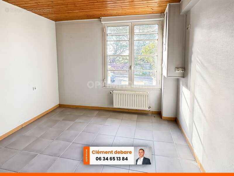 Maison à NUEIL-LES-AUBIERS