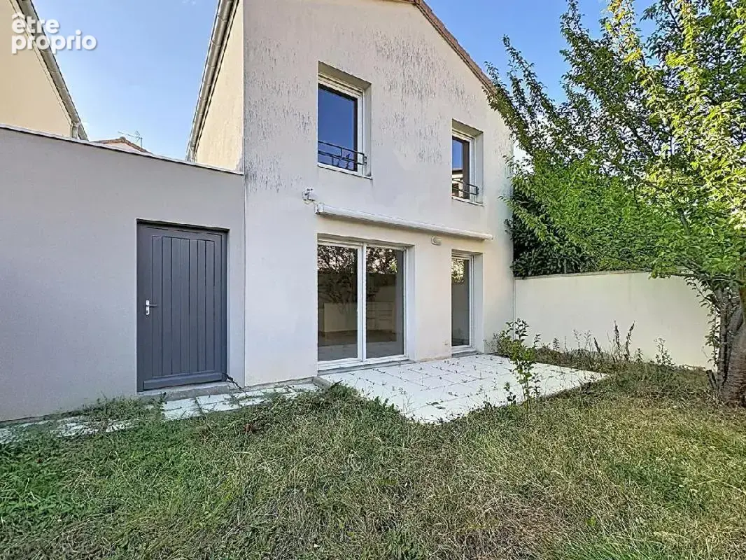 Maison 97 m² à Charnay-Les-Macon  - photo 1