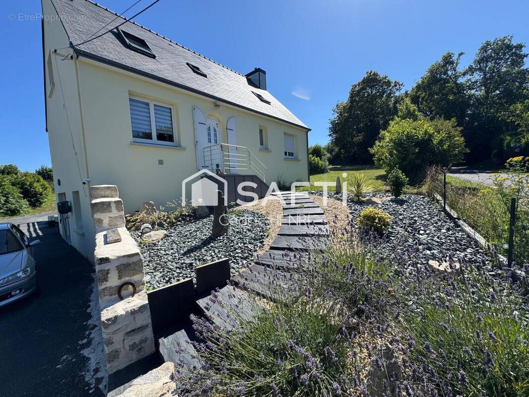 Photo 1 - Maison à PLOMELIN