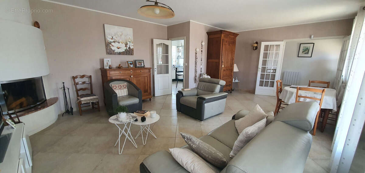 Maison à SAINT-AGNANT