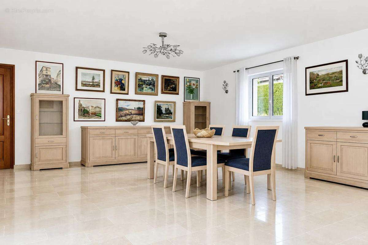 Maison à MESLAND
