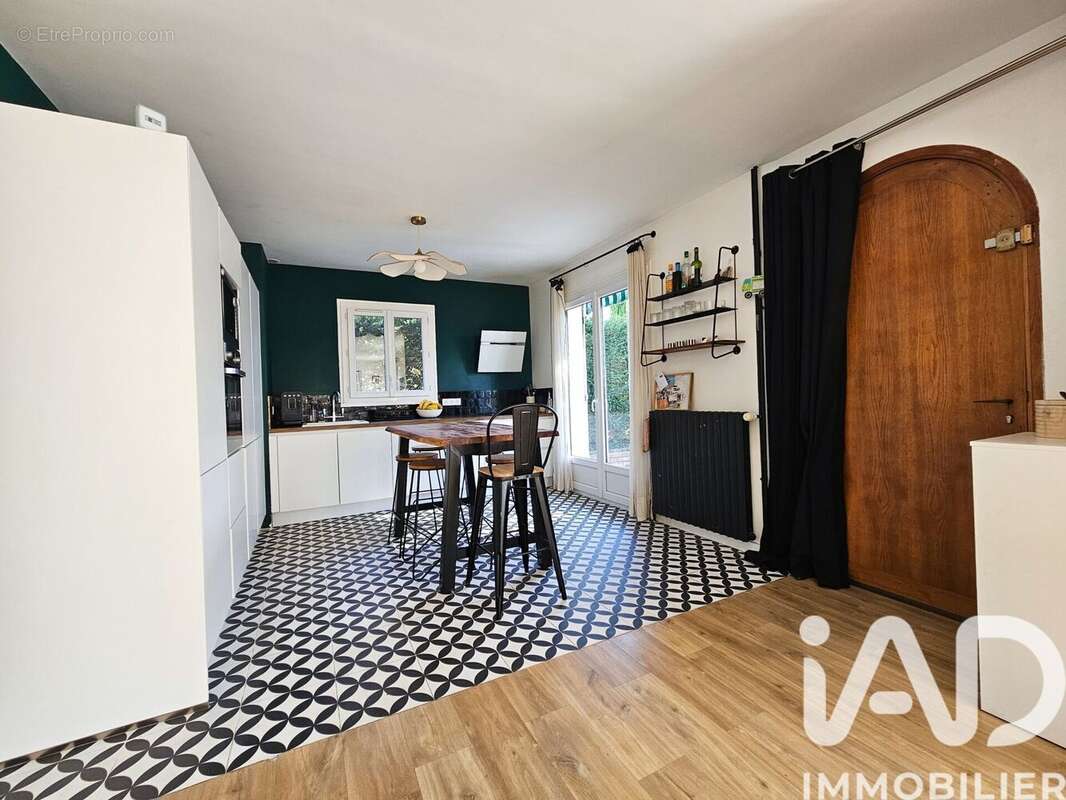 Photo 4 - Maison à LINAS