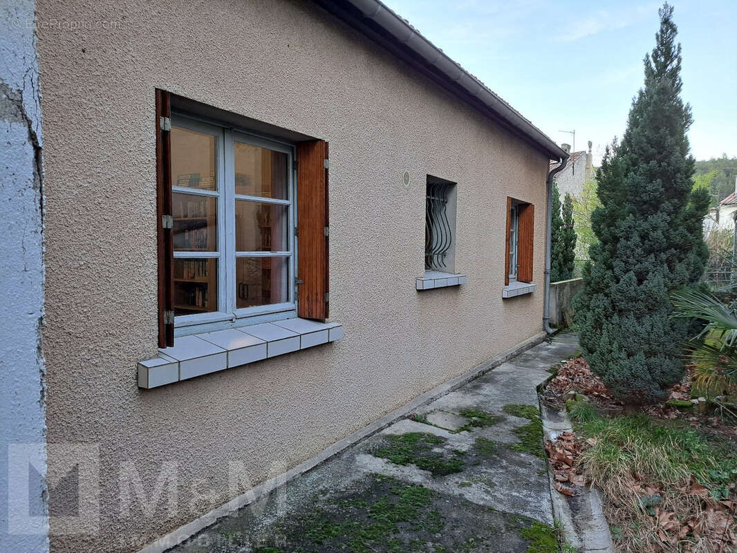 Maison à QUILLAN