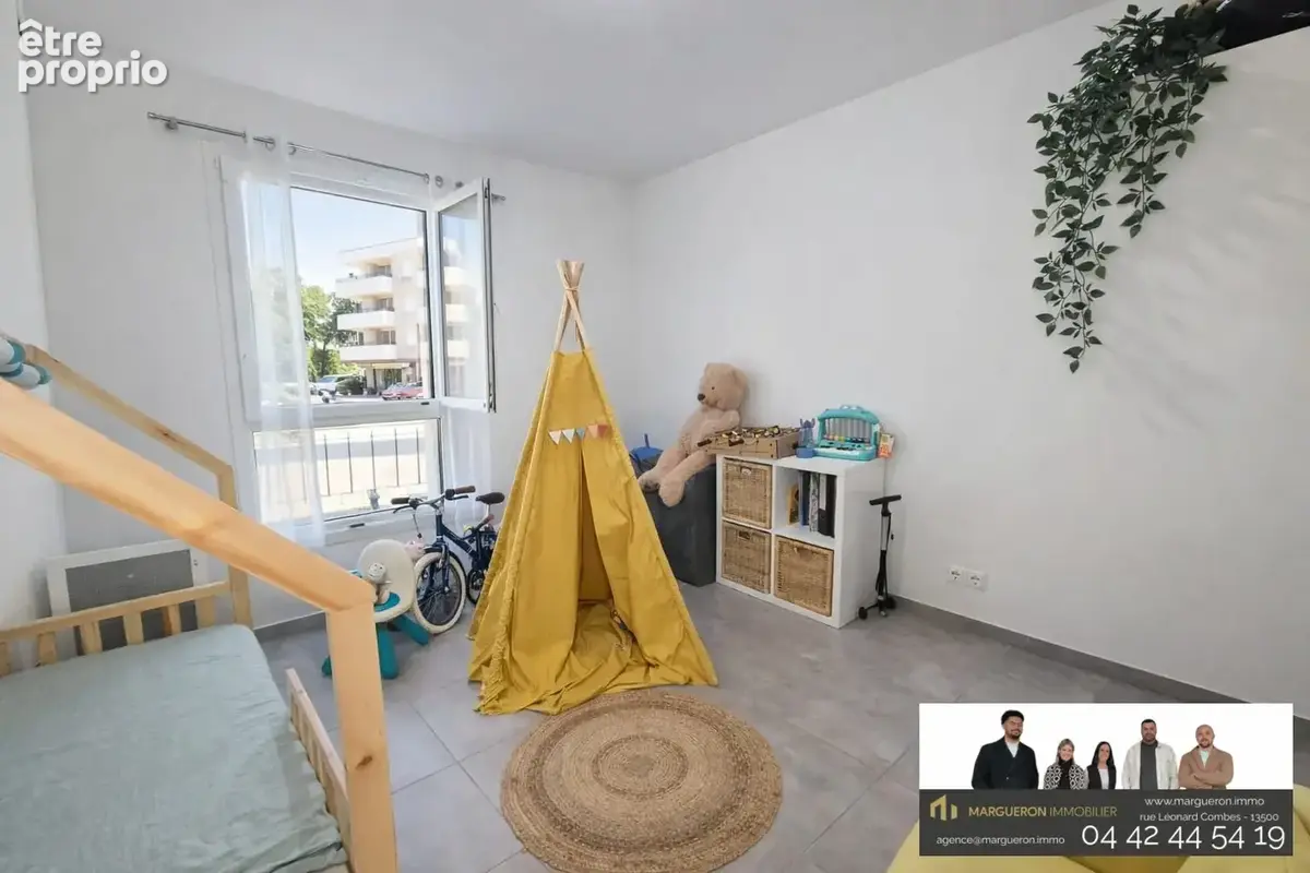 Appartement 78 m² à Martigues  - photo 8