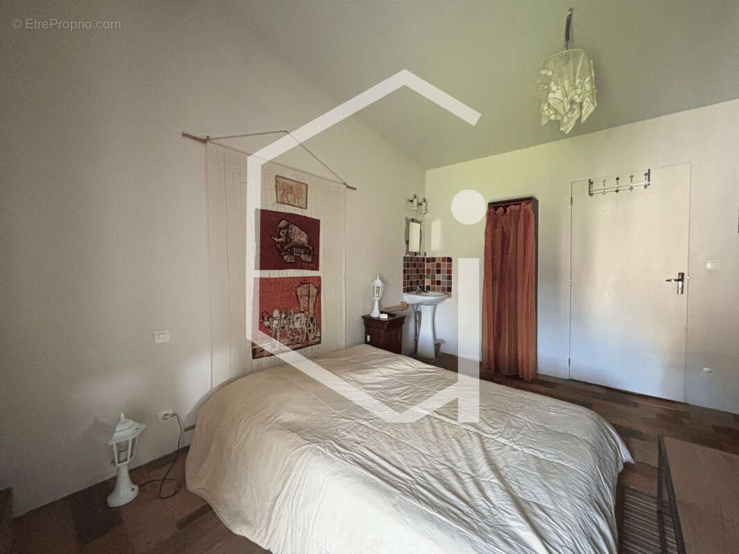 Maison à SURY-PRES-LERE