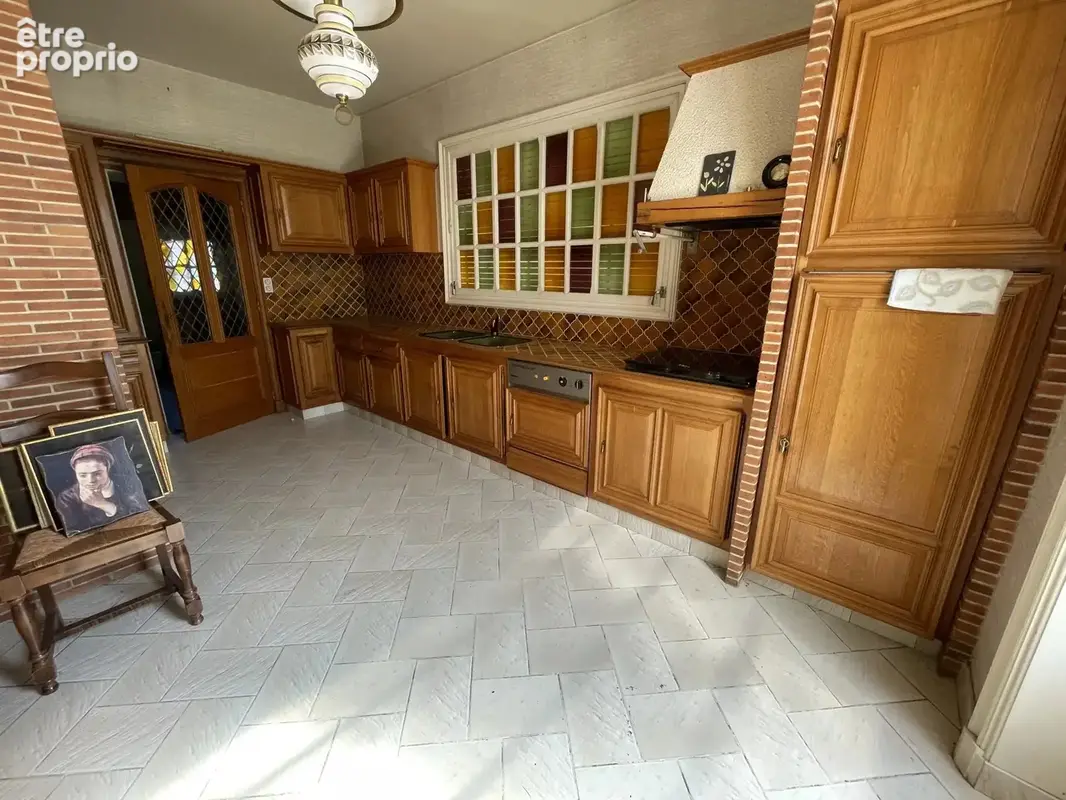 Maison bourgeoise avec terrain et hangar - photo 3