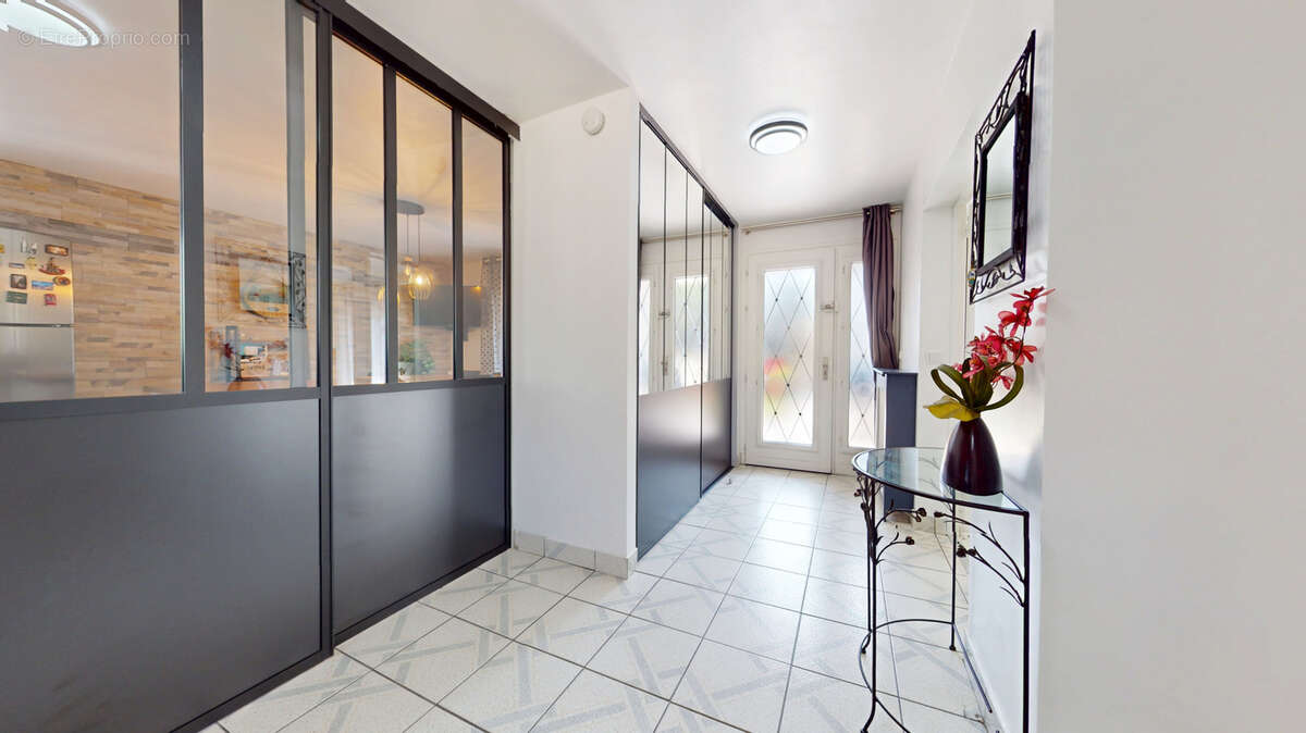 Maison à MONTIGNY-LES-CORMEILLES