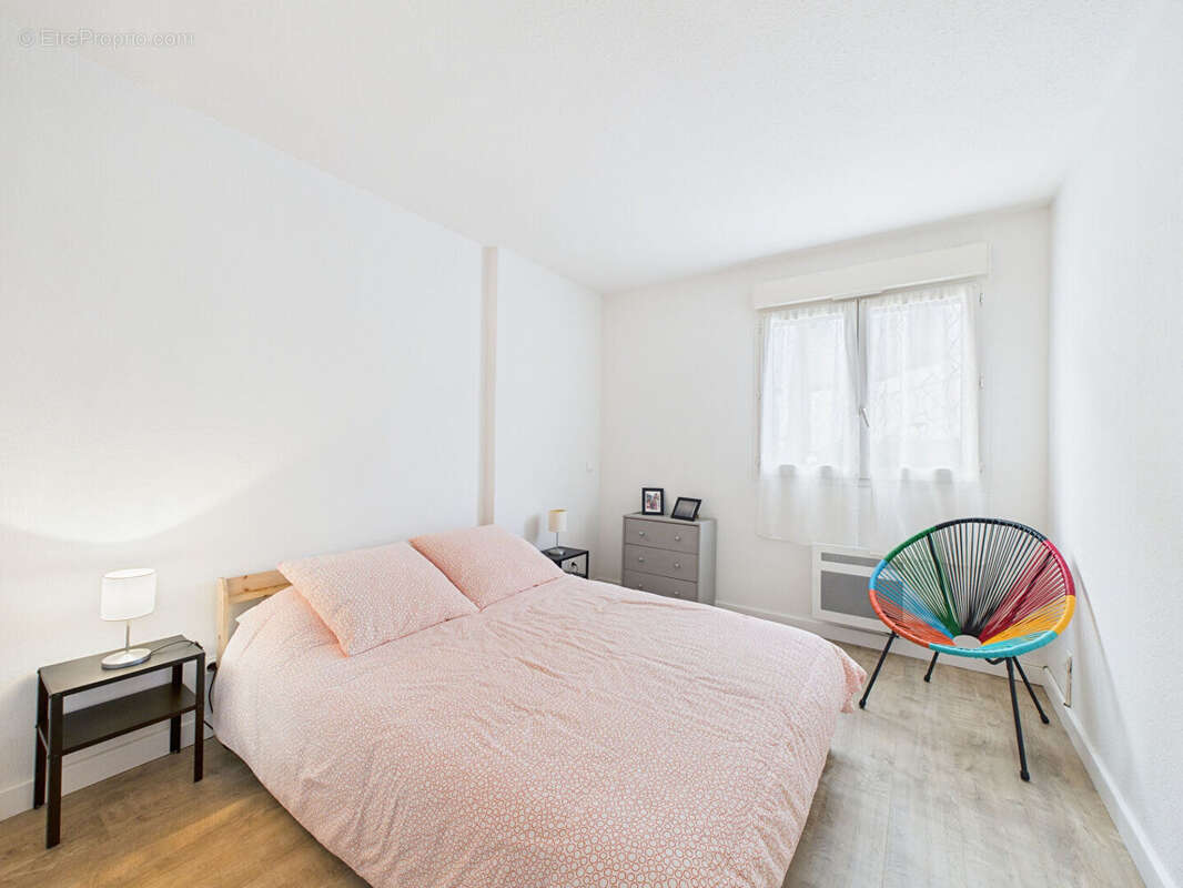 À vendre Appartement T3 de 73m² avec parking sous-sol + cave au Forum du Fango - photo 6