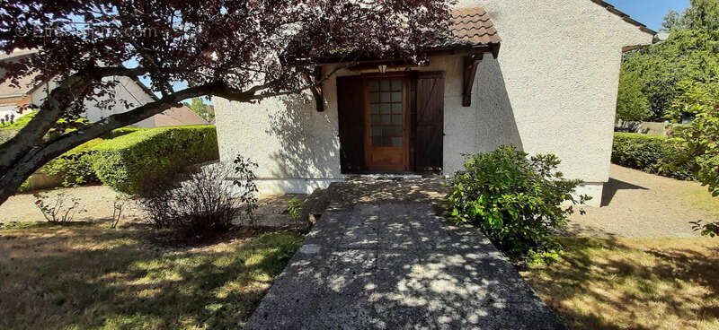 Maison à GUEUGNON