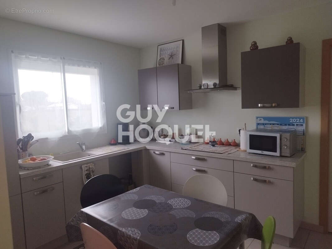 Maison à SAINTE-BAZEILLE