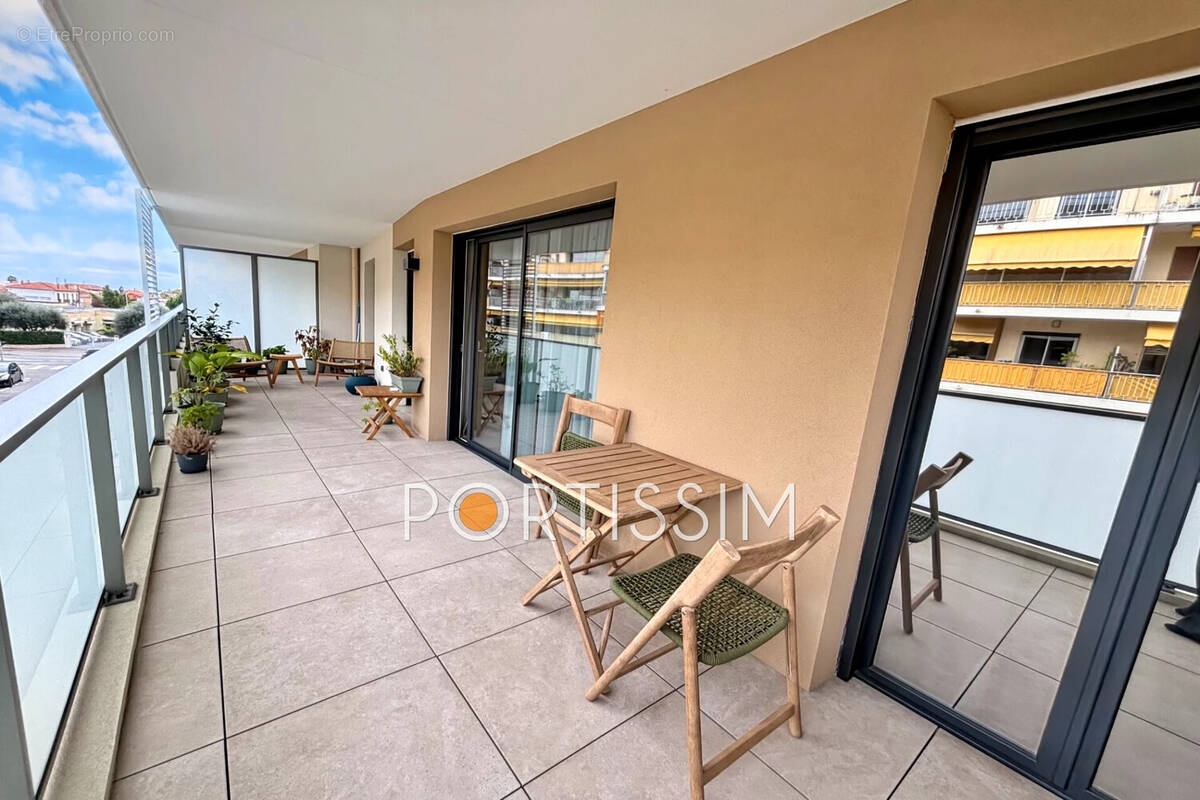 Appartement à CAGNES-SUR-MER