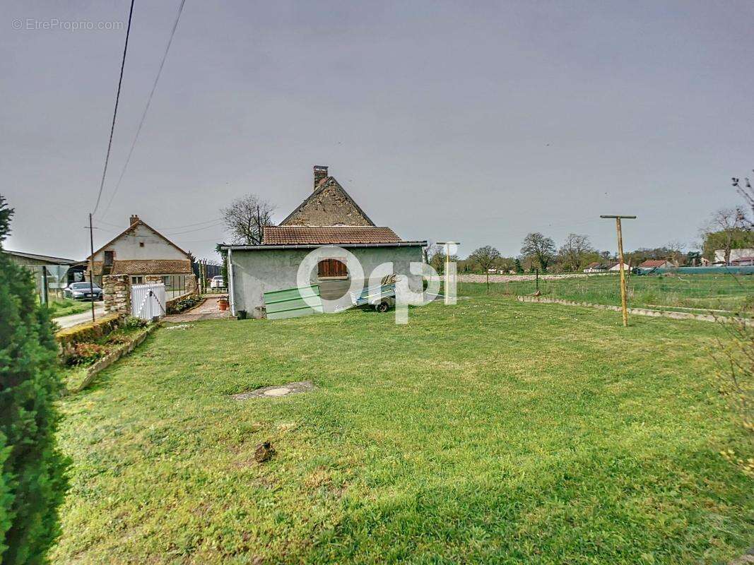 SAINT ANGEL Maison à Vendre 100m2 trois chambres - photo 17