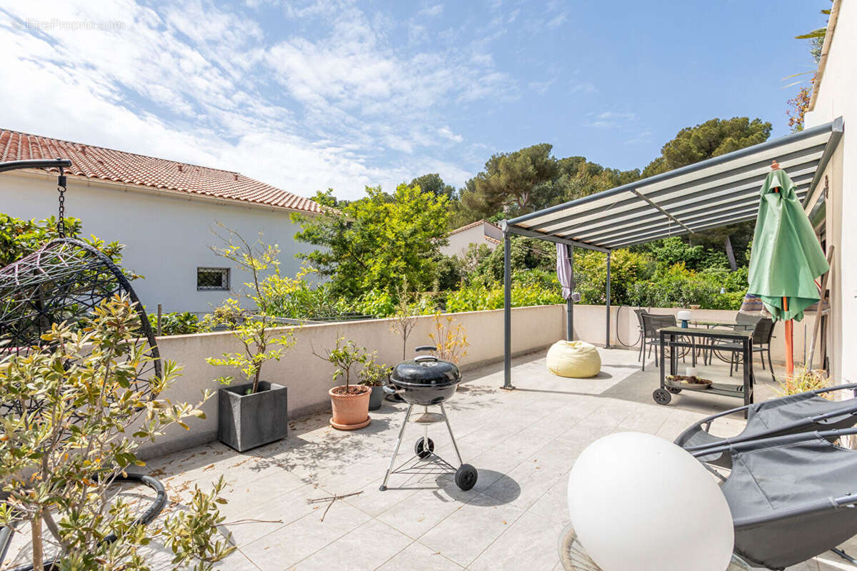 Appartement à CARRY-LE-ROUET