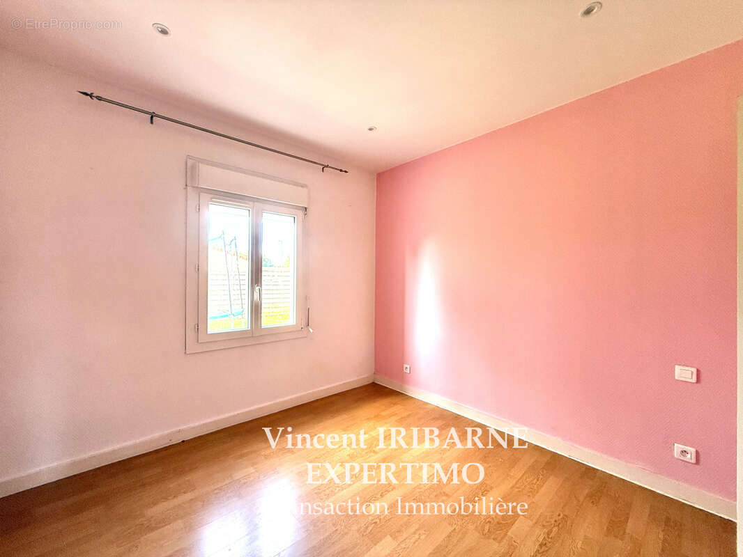 Maison à LA CHAPELLE-DES-POTS