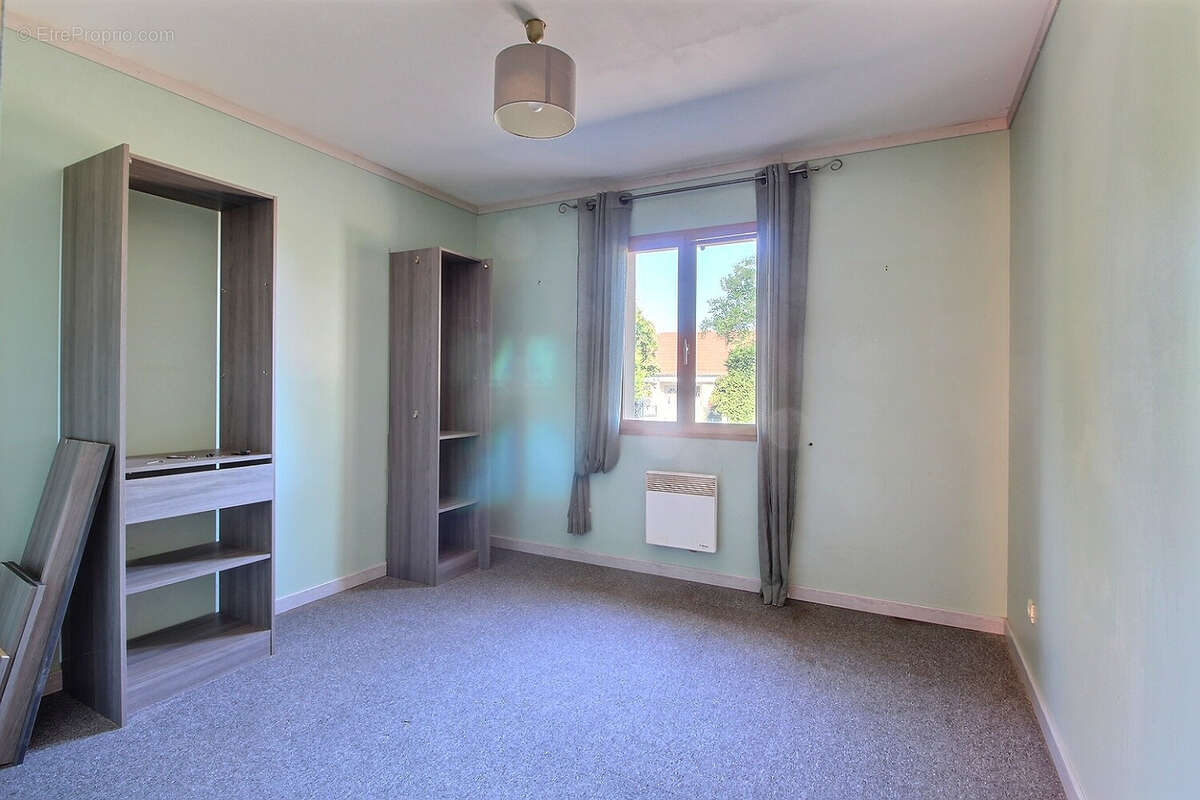 GERMAGNY, maison de plain-pied avec garage et terrain - photo 9