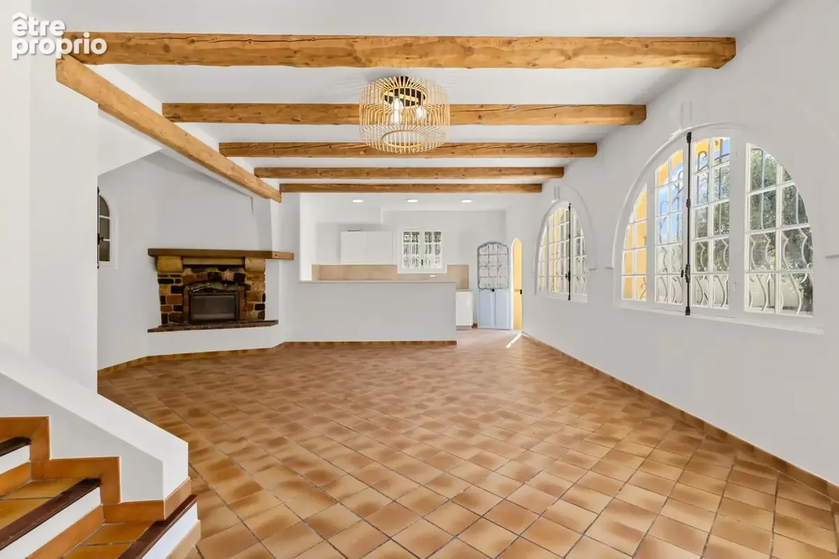 Maison 4 pièces 101 m² à vendre à Carros (06510) - photo 5