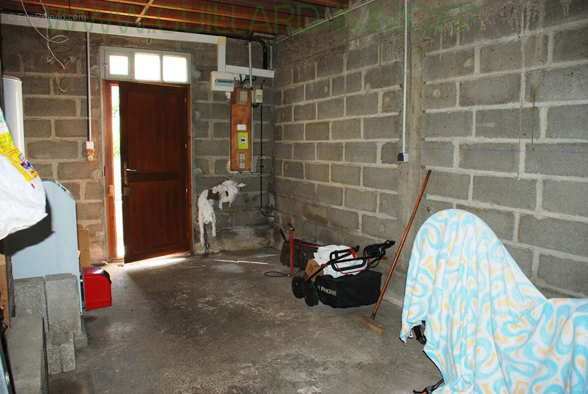 Maison non mitoyenne Amanlis centre - 2 chambres -terrain 358 m² - photo 7