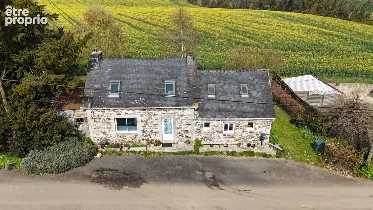 Maison à LANDELEAU