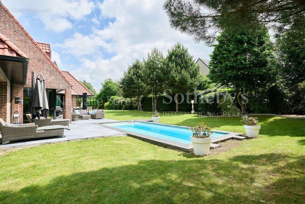 Maison à CAMPHIN-EN-PEVELE