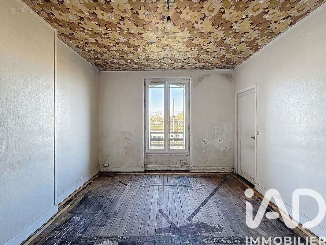 Photo 2 - Appartement à IVRY-SUR-SEINE