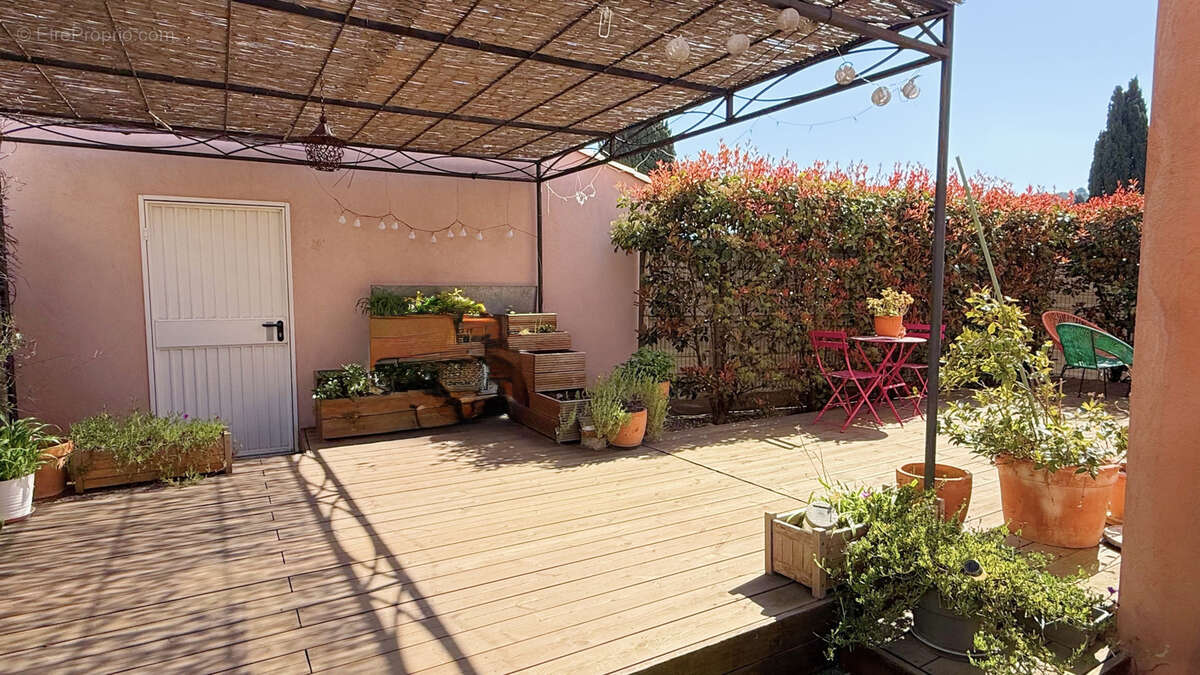 Appartement à SANARY-SUR-MER