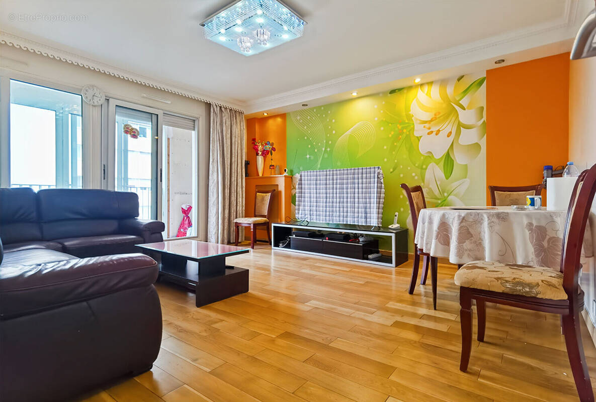 Appartement à ROSNY-SOUS-BOIS