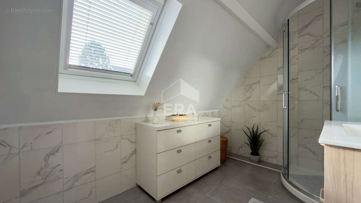 Maison à VIRY-CHATILLON