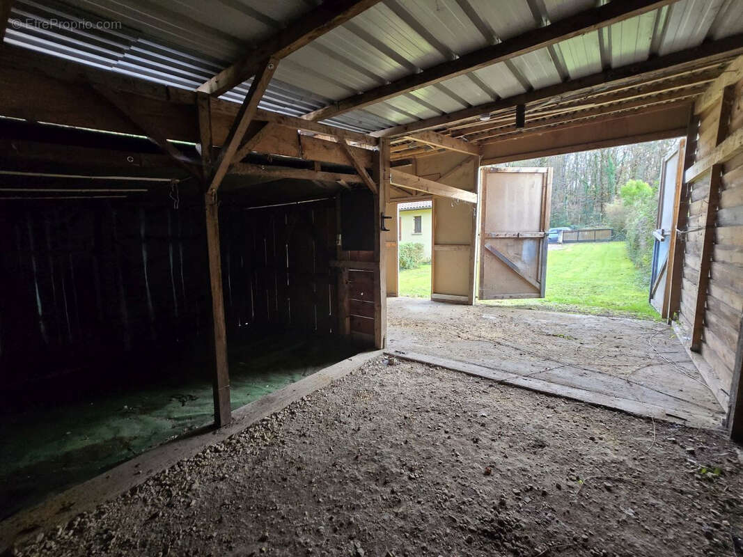 Maison à ANNESSE-ET-BEAULIEU