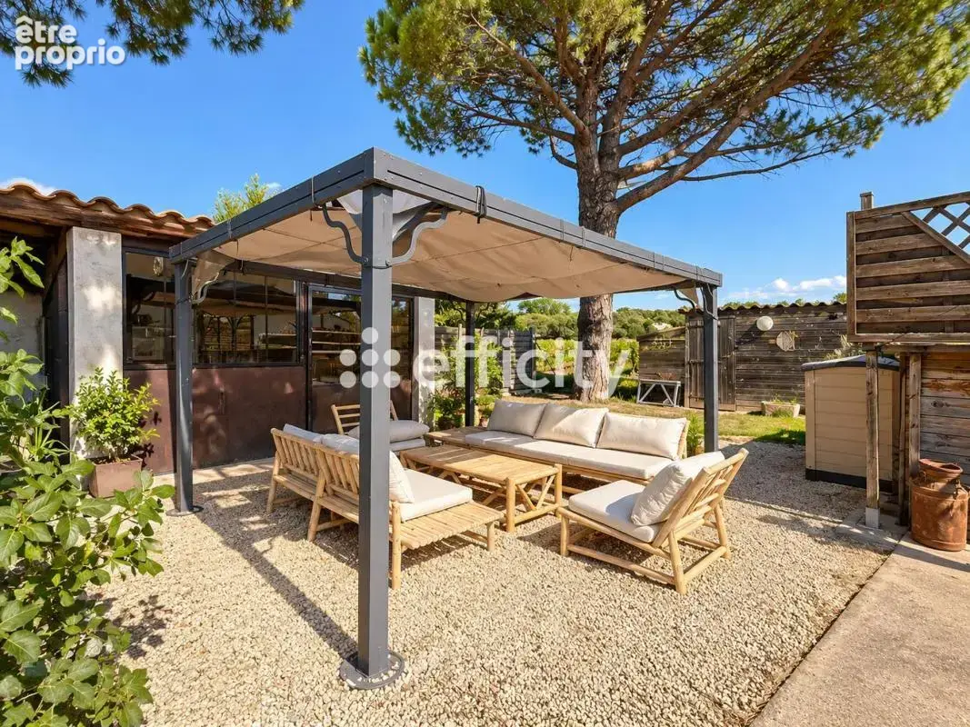 Maison 6 pièces 153 m² à vendre à Saint-Maximin-La-Sainte-Baume (83470) - photo 14