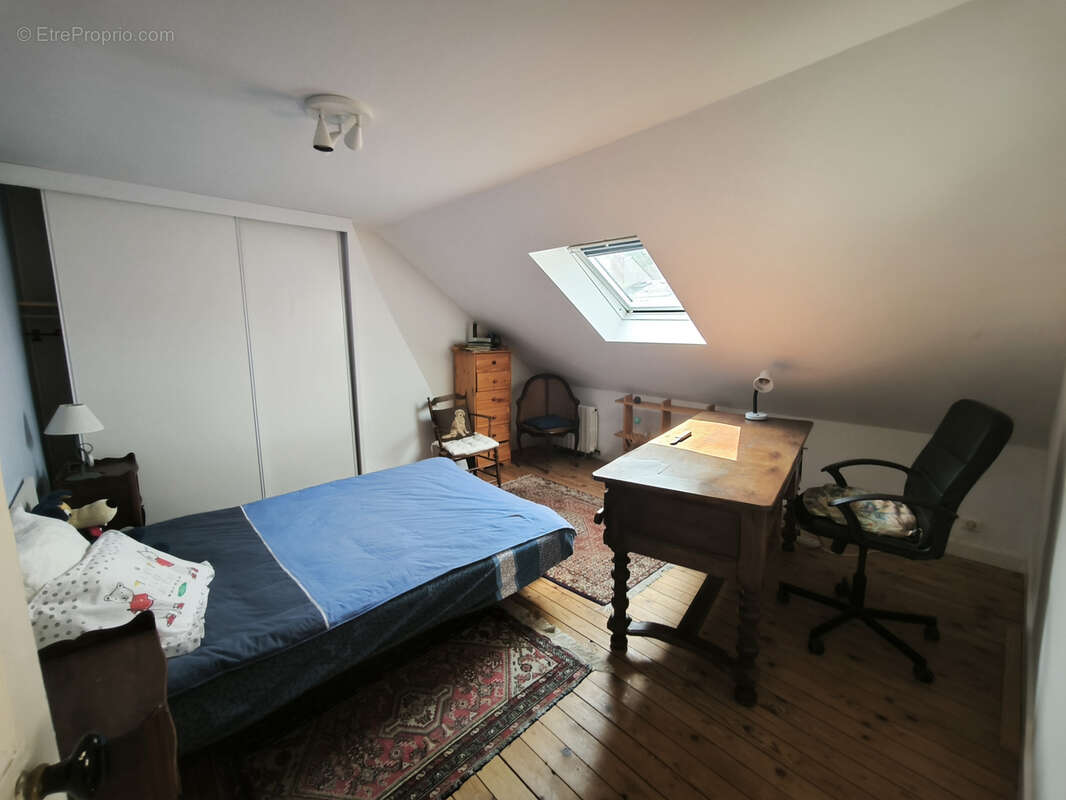 Maison de caractère de 121 m2 à 100 mètres du Jardin des Prébendes - photo 15