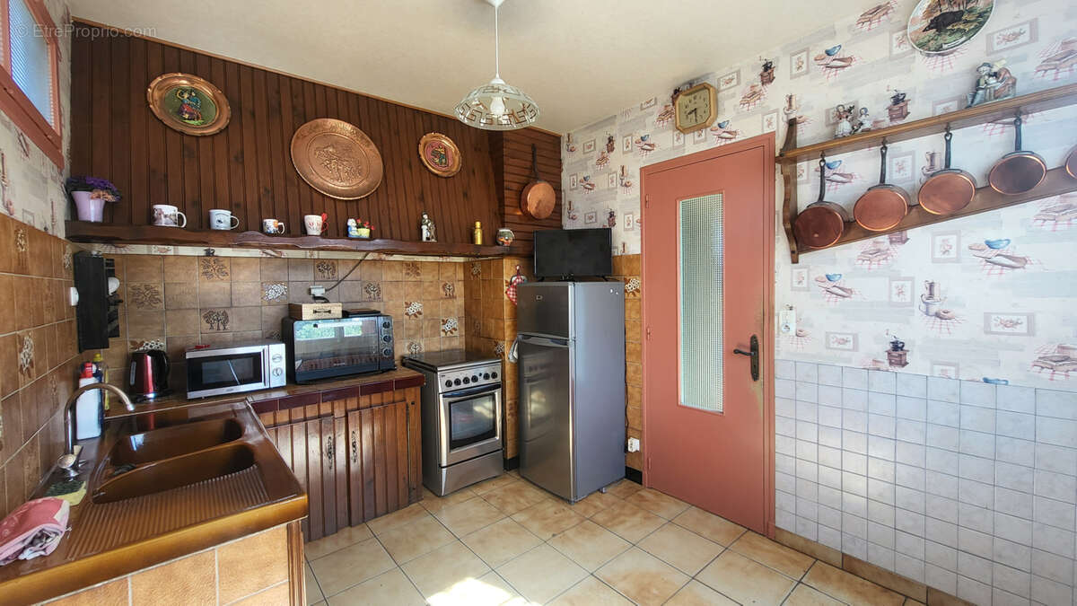 Maison à BAZOCHES-LES-BRAY