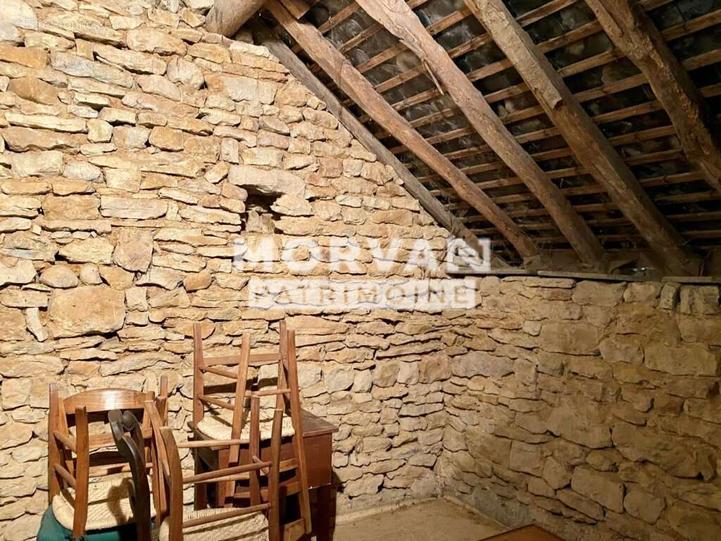 Maison à BILLY-CHEVANNES