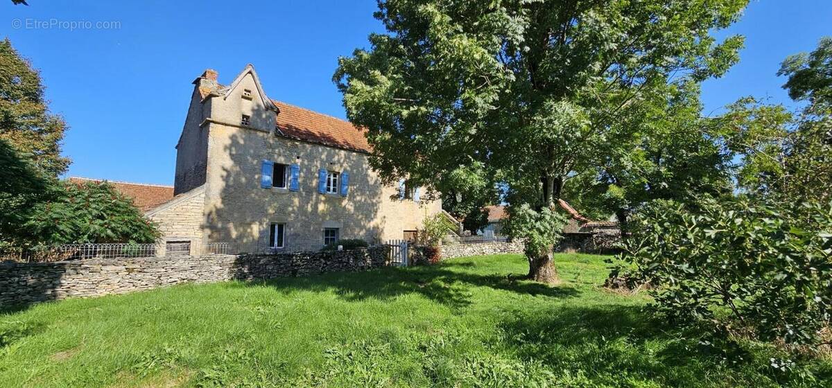 Maison à PROMILHANES