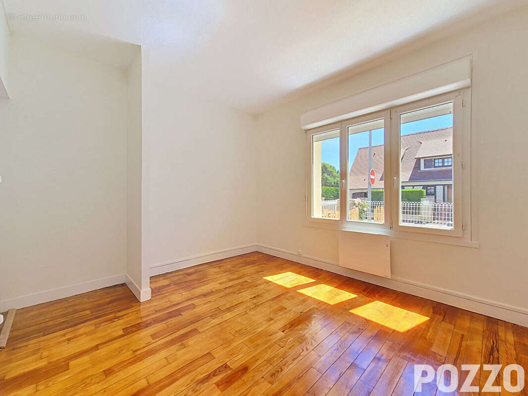 A Vendre Appartement en rez de chaussée  Courseulles-Sur-Mer (14470) - photo 4