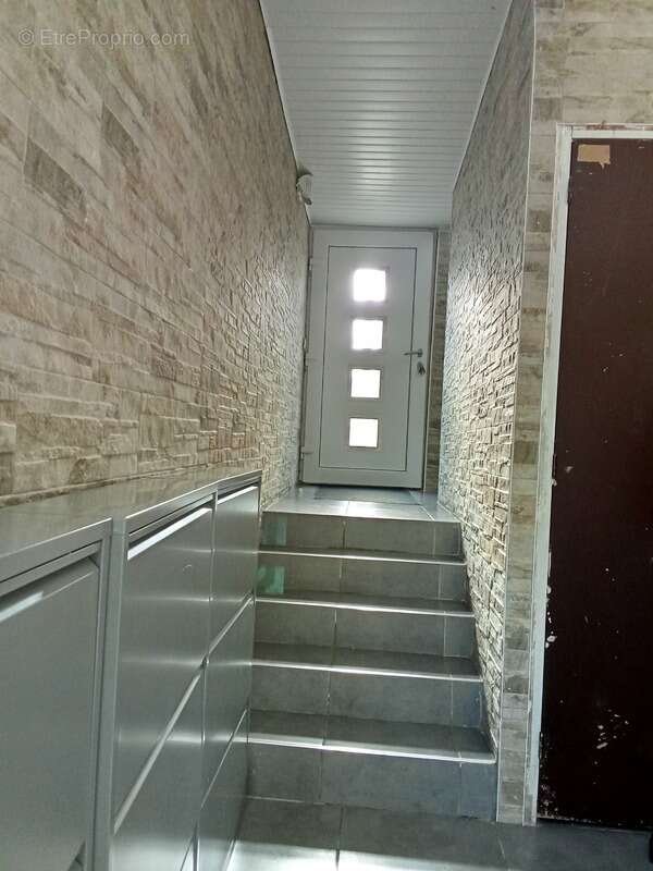 Maison à CHALETTE-SUR-LOING