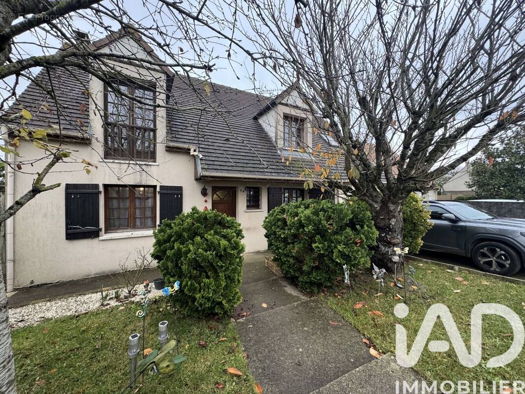 Photo 1 - Maison à ESMANS