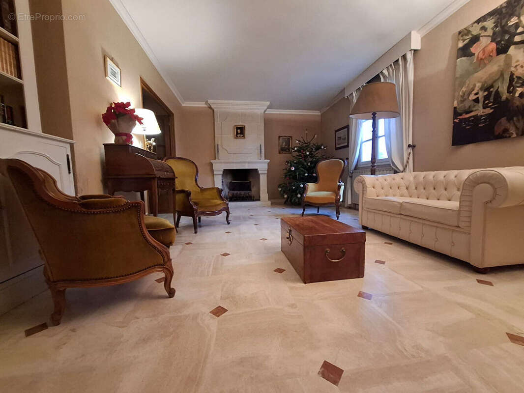 Maison à JOUE-LES-TOURS