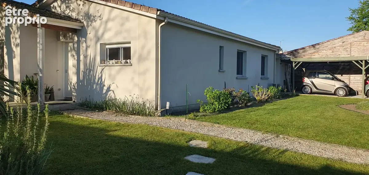 Maison 3 chambres avec studio indépendant dans le centre de la commune - photo 3