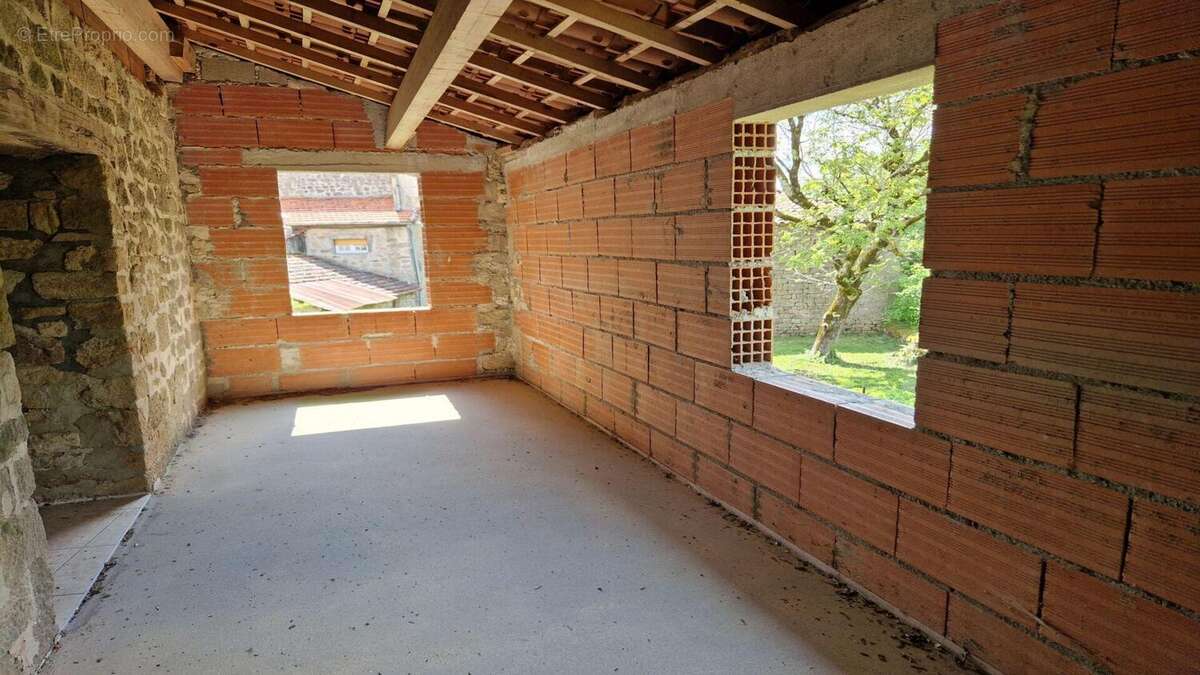 20230525155957 - Maison à FIGEAC