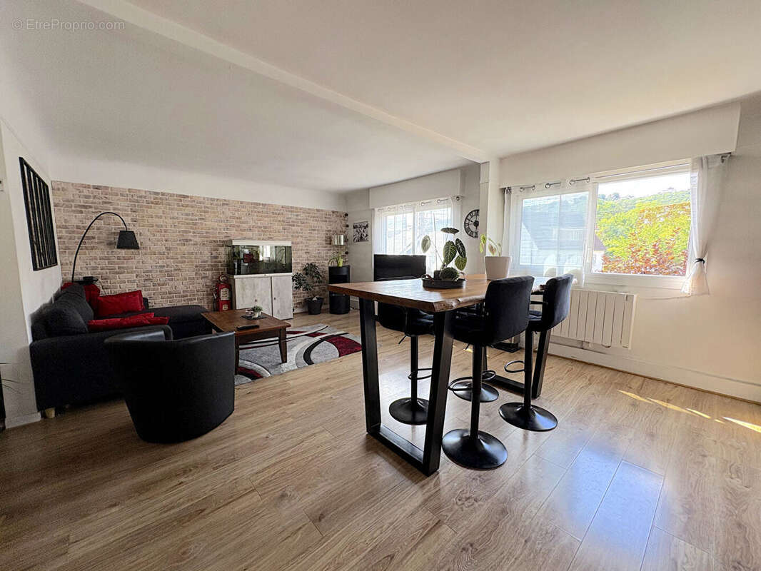 Appartement à VILLEBON-SUR-YVETTE