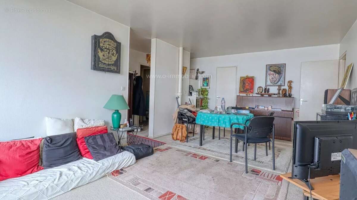 Appartement à IVRY-SUR-SEINE