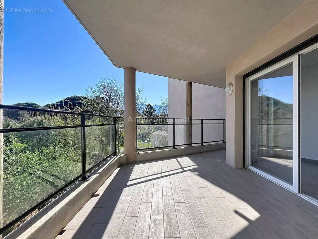 Appartement à CALVI