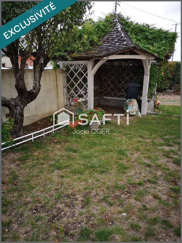 Maison 148 m² à Neuvy-Le-Roi  - photo 9