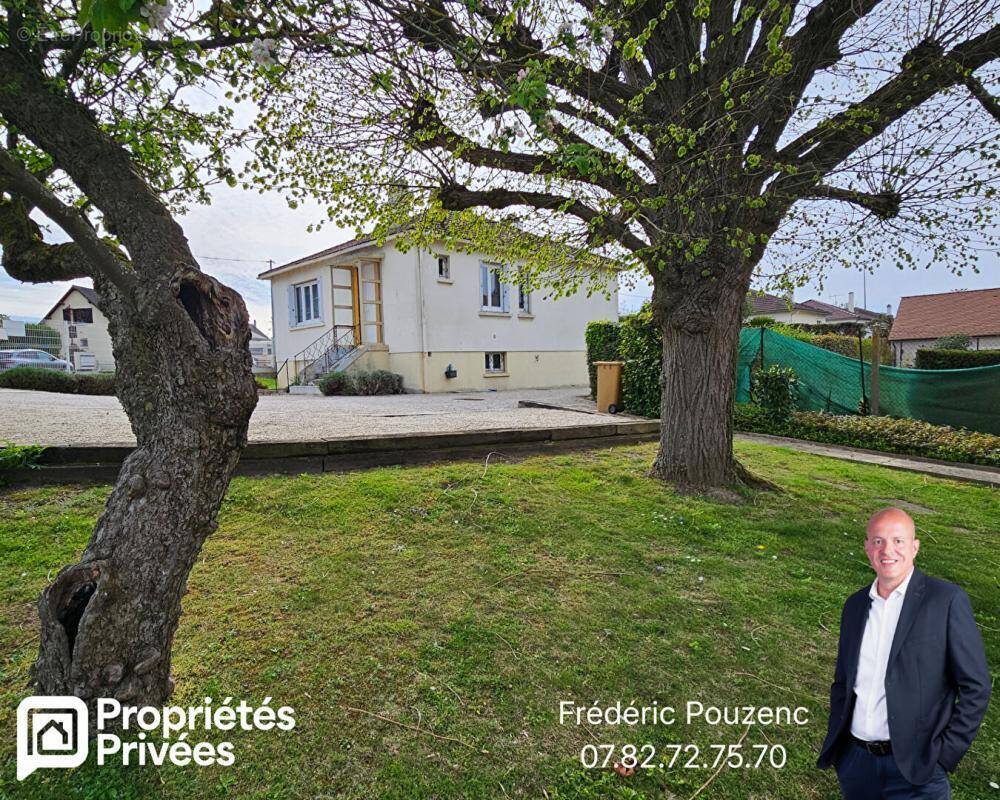 Maison à HOUDAN
