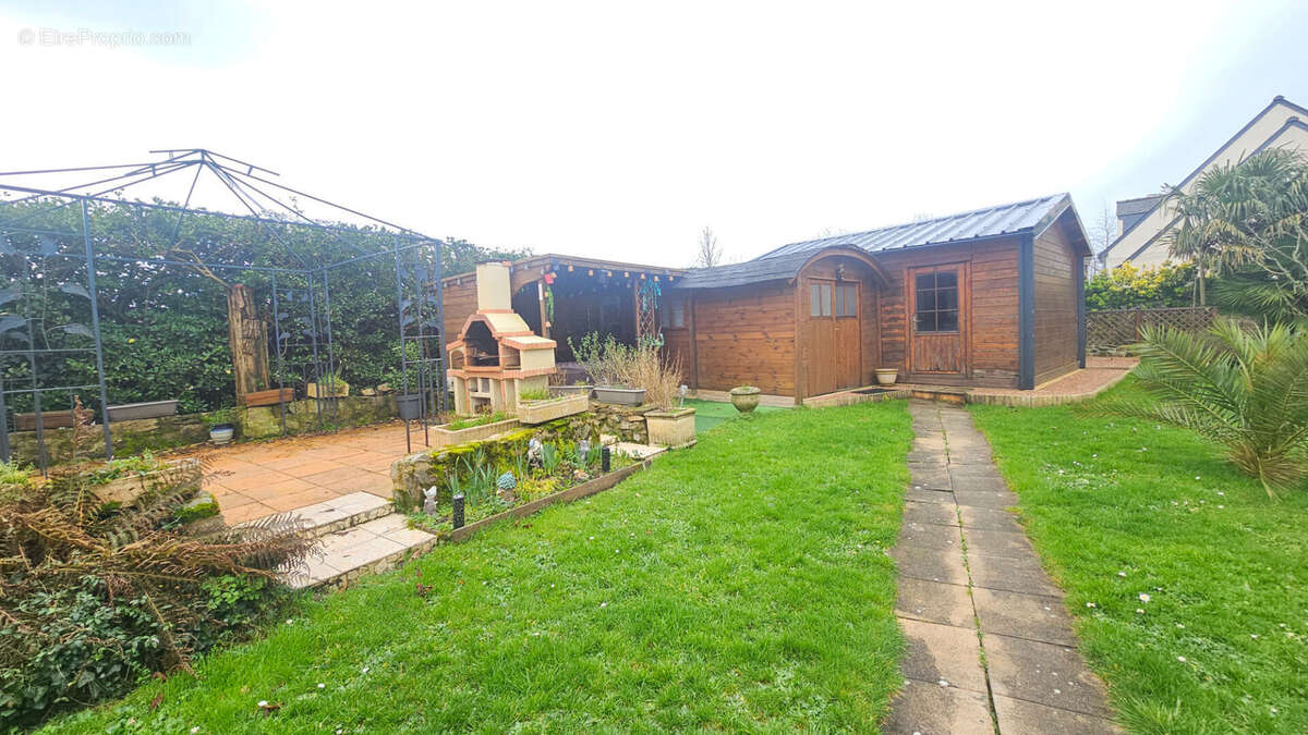 Maison à SAINT-MALO-DE-GUERSAC