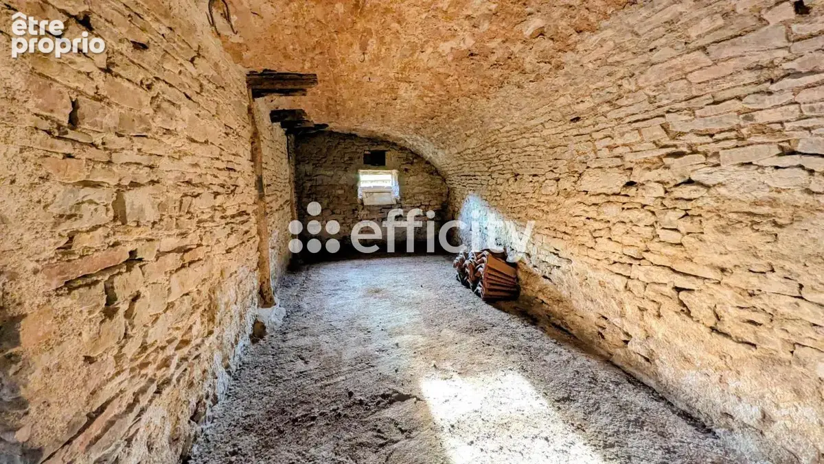 Maison 5 pièces 156 m² à vendre à Cluny (71250) - photo 17