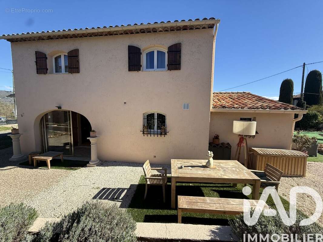 Photo 6 - Maison à SAINT-CEZAIRE-SUR-SIAGNE